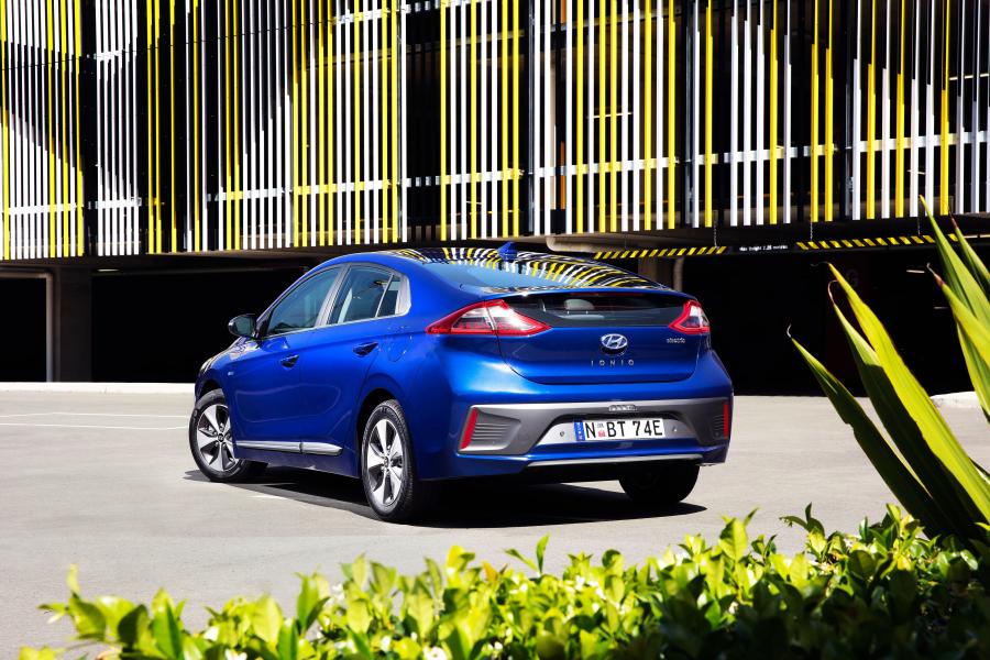  Hyundai IONIQ electric (AE) 2018 года  (AU) (фото 22 из 40)